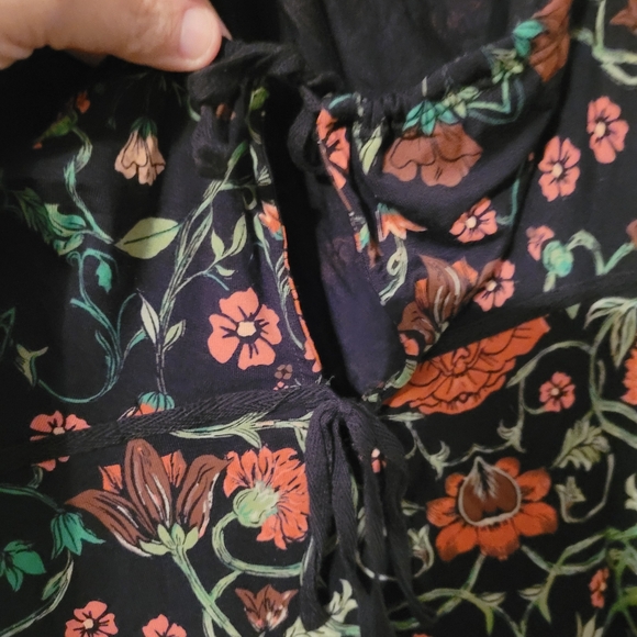 Free People Floral Black Long Sleeve Women's Top Size Large - Picture 3 of 10